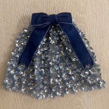 Beaded Blue Daisy Hair Doily