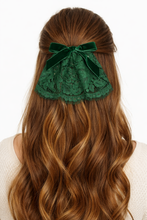 Green Lace Doily w Velvet Bow